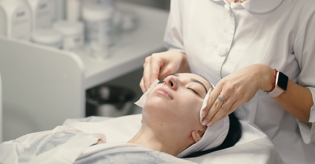 Top Acne Scar Treatments Recommended By Dermatologists